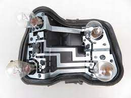 ΠΛΑΚΕΤΑ ΦΑΝΑΡΙΟΥ ΠΙΣΩ ΔΕΞΙΑ AUDI A4 B7 R965084 ΜΕΤΑΧΕΙΡΙΣΜΕΝΟ ΓΝΗΣΙΟ