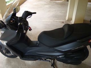 Sym GTS 300 2016 F4 ABS-thumb-6