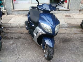 Peugeot Sum-up 125 2010-thumb-3