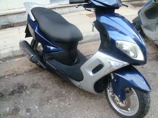Peugeot Sum-up 125 2010-thumb-4