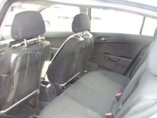 Opel Astra 2007-thumb-4