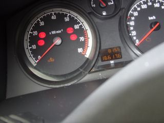 Opel Astra 2007-thumb-10
