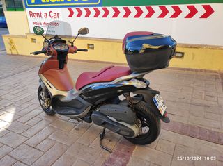 Piaggio Beverly 350 2012-thumb-7