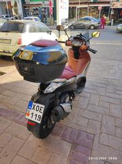 Piaggio Beverly 350 2012-thumb-9