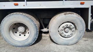 Καταβρεκτήρας Volvo 1993 F16-thumb-10