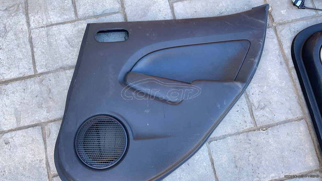 ΤΑΠΕΤΣΑΡΙΑ ΠΙΣΩ ΔΕΞΙΑ -MAZDA 2 2010