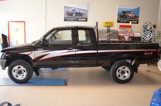 ΑΥΤΟΚΟΛΛΗΤΗ ΡΙΓΑ TOYOTA HILUX 1,5 CABIN ΚΕΡΑΥΝΟΣ-thumb-2