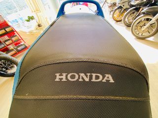 Honda CBR 1100 2001-thumb-6