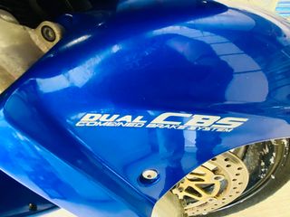 Honda CBR 1100 2001-thumb-8