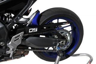 ΦΤΕΡΟ ΠΙΣΩ ΤΡΟΧΟΥ ΛΑΣΠΩΤΗΡΑΣ MT 09 2021-2022 YAMAHA ERMAX ΜΑΥΡΟ ΑΒΑΦΟ ΧΡΩΜΑ ΜΕ ΜΕΤΑΛΛΙΚΟ ΚΑΛΥΜΜΑ ΑΛΥΣΙΔΑΣ