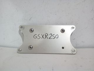 Γεφυρα πιρουνιου απο SUZUKI GSX250R 1988 (Fender plate)