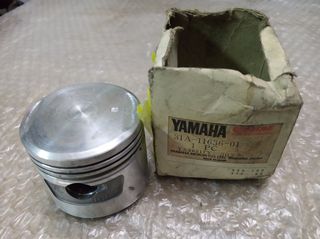 Yamaha XJ 900 πιστόνι γνήσιο -thumb-1