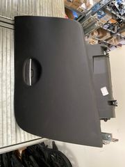 ΝΤΟΥΛΑΠΑΚΙ SEAT LEON ΜΑΥΡΟ 1P1857103A 1P1857095C