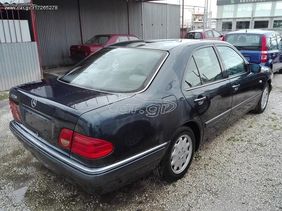 Mercedes-Benz E 250 Αυτοματο Diesel Ανταλλακτικα '97