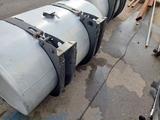 ΡΕΖΕΡΒΟΥΆΡ  VOLVO 530L 20503508-thumb-3