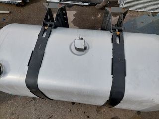 ΡΕΖΕΡΒΟΥΆΡ  VOLVO 530L 20503508-thumb-6