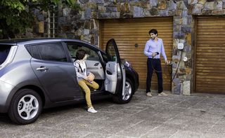 smart EQ fortwo evcar-thumb-6