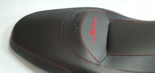 Ταπετσαρία σέλας Yamaha Xmax 300-thumb-2