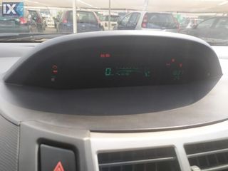 Toyota Yaris 2009 6 speed start stop-thumb-11