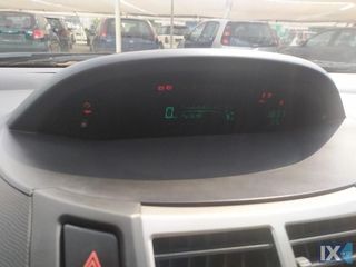 Toyota Yaris 2009 6 speed start stop-thumb-18