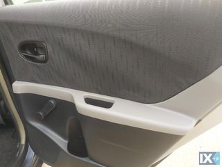 Toyota Yaris 2009 6 speed start stop-thumb-48