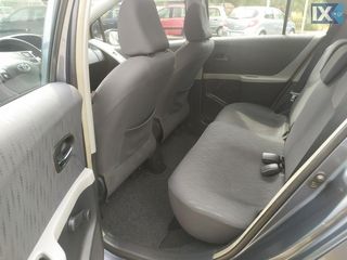 Toyota Yaris 2009 6 speed start stop-thumb-27