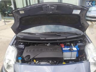 Toyota Yaris 2009 6 speed start stop-thumb-36