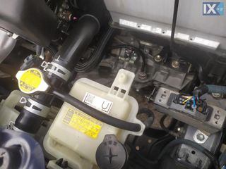 Toyota Yaris 2009 6 speed start stop-thumb-38