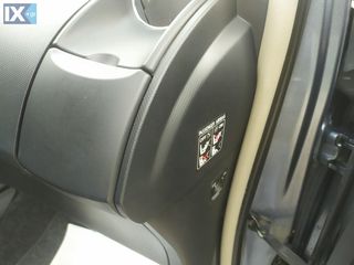 Toyota Yaris 2009 6 speed start stop-thumb-42