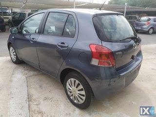 Toyota Yaris 2009 6 speed start stop-thumb-6