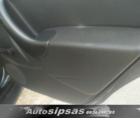 Dacia Duster 2014-thumb-33
