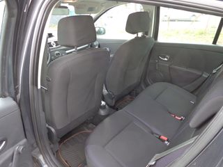 Renault Clio 2007-thumb-12