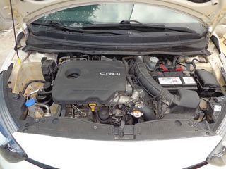 Hyundai i 20 2013-thumb-4