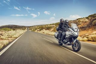 Honda 2024 NT1100 URBAN PACK ΑΤΟΚΑ-thumb-56
