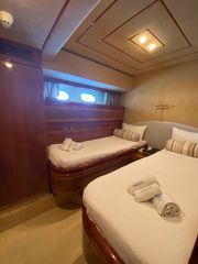 Ferretti 2000 80 UNIVERSARY-thumb-24