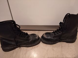 Πωλούνται Dr Martens Νο 39-thumb-1