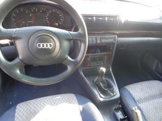 AUDI A4 1997-thumb-2