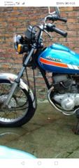 Πωλούνται τα πάντα από Honda CM 200!