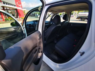 Citroen C3 Picasso 2013-thumb-25