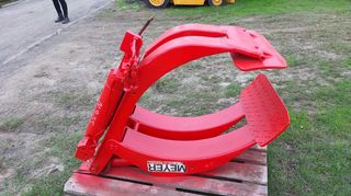 CAT 2010 MEYER-thumb-5
