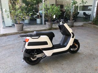 Niu 2020 NQi GT CARGO-thumb-4