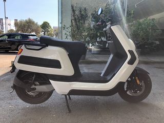 Niu 2020 NQi GT CARGO-thumb-8