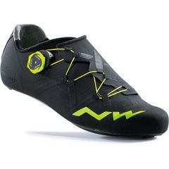 ΠΑΠΟΥΤΣΙΑ NW EXTREME RR SS17-18