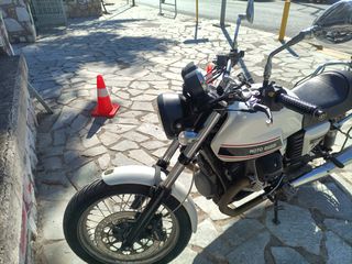 Moto Guzzi V 7 2009 09-thumb-10