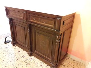 ΜΠΟΥΦΕΣ  ΜΕ  ΜΑΡΜΑΡΙΝΗ  ΕΠΙΦΑΝΕΙΑ