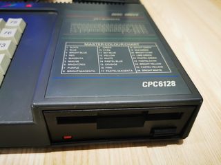 Amstrad CPC 6128 {1985}-thumb-6