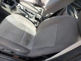 FORD FOCUS '07 1.6cc-thumb-5