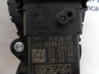 Πετάλι ηλεκτρικού γκαζιού  FORD FOCUS (2004-2008)  3M51-9F836-AF   C-MAX