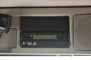 Σασί Volvo 2005 FH 12-420 R 6X2-thumb-36