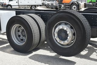 Σασί Volvo 2005 FH 12-420 R 6X2-thumb-42